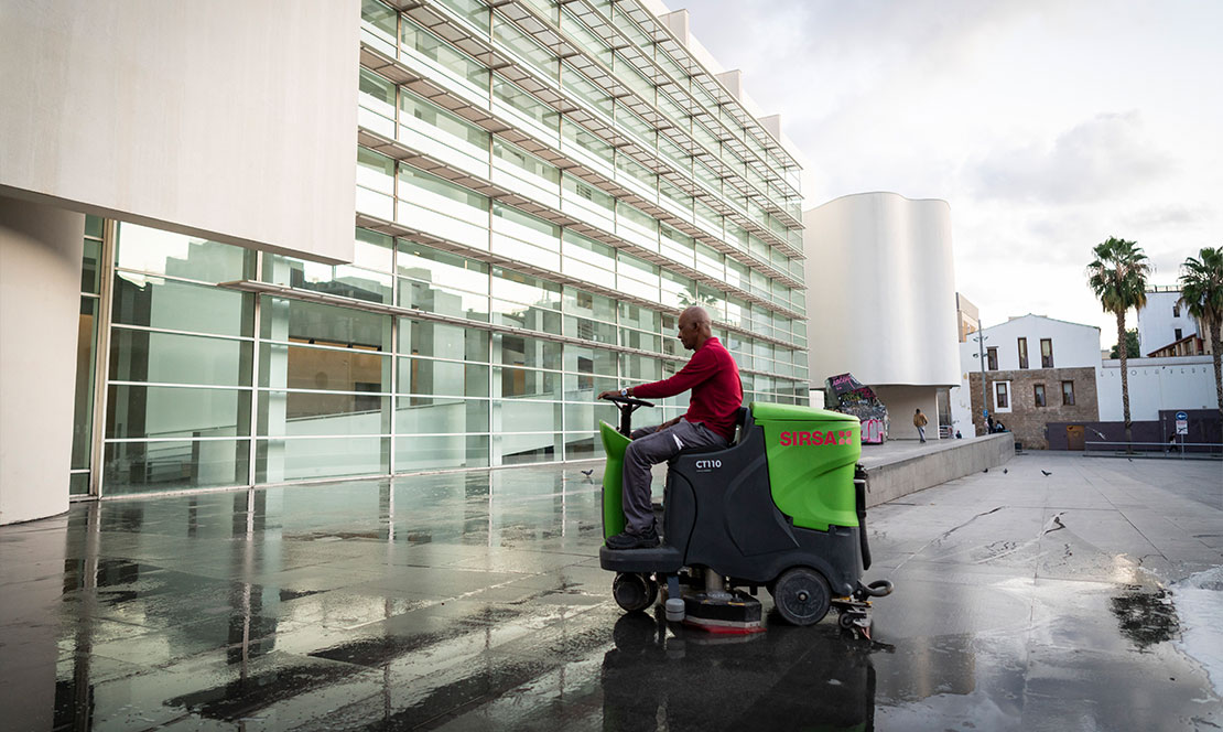 Durante los últimos ocho años SIRSA se ha encargado del servicio de mantenimiento de limpieza de este singular edificio de Barcelona 